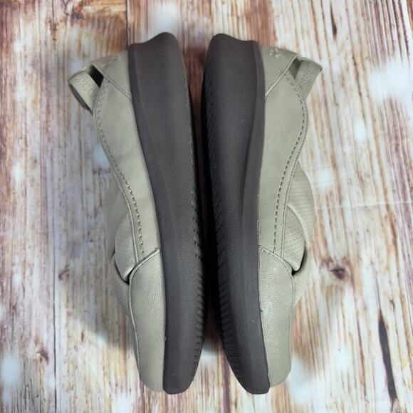 Clarks Cloudsteppers SILLIAN STAR Size 7 Tan Criss Cross Loafers Shoes Flats - Picture 7 of 10